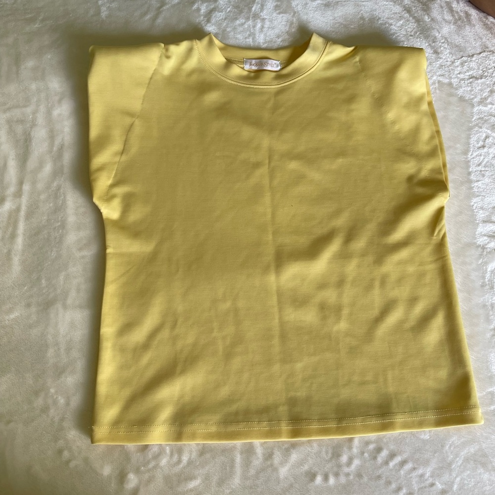 Padded shoulder blouse